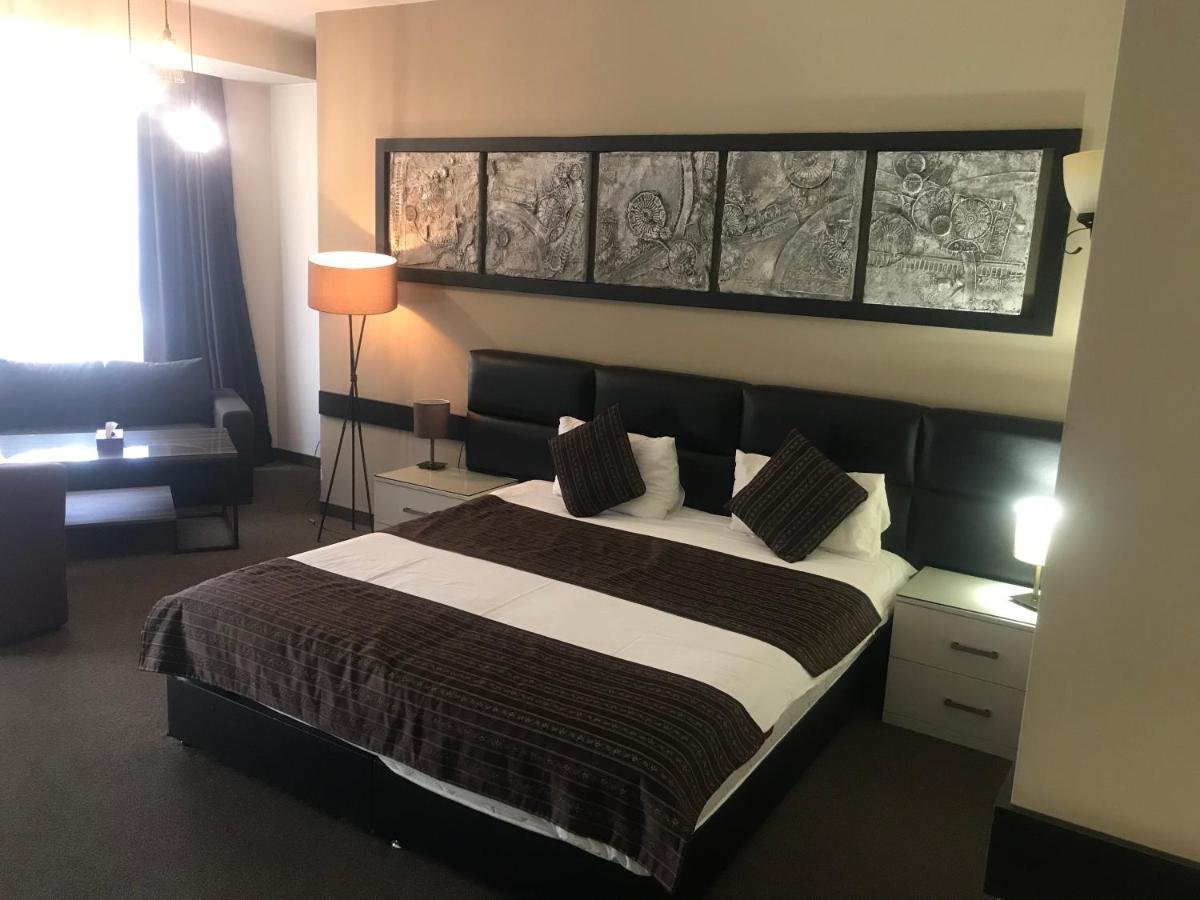 耶烈万Nor Ekats公寓式酒店 外观 照片